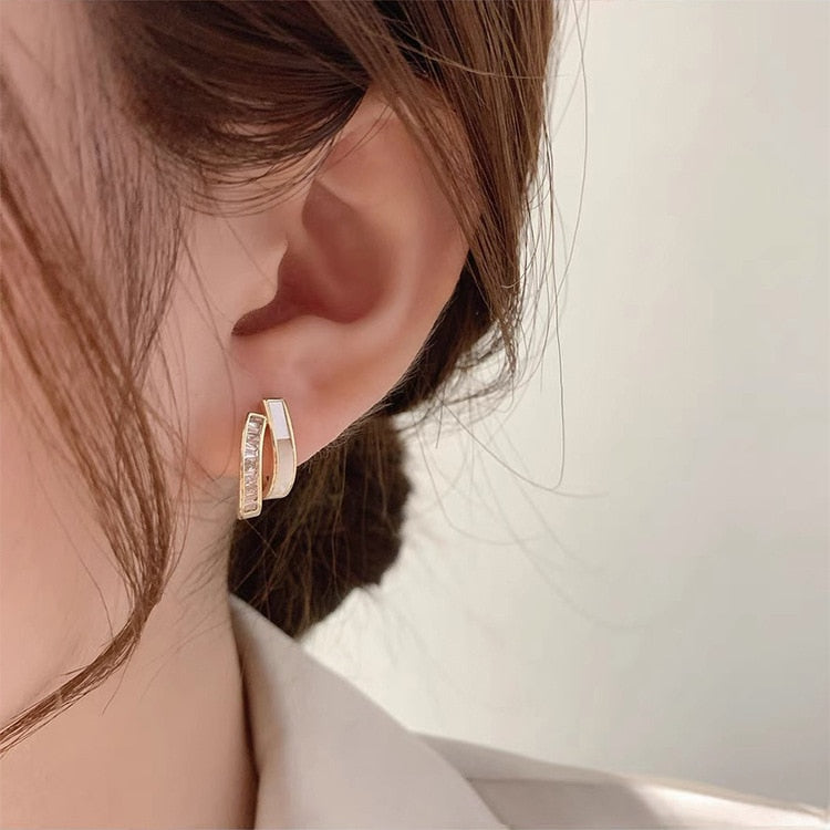 Shell Arc Design Zircon Stud Earrings