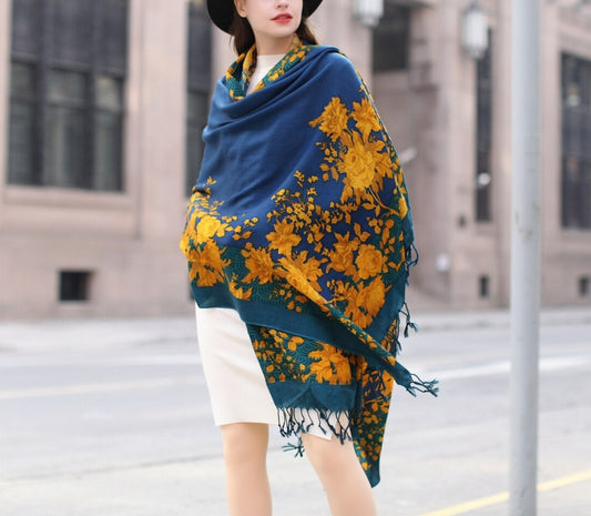 Elegant Fine Wool Luxury Blanket Scarf